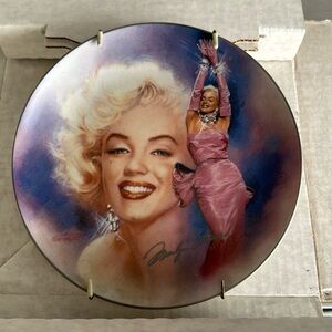 Bradford Exchange Marilyn Monroe Collector Plate All That Glitter